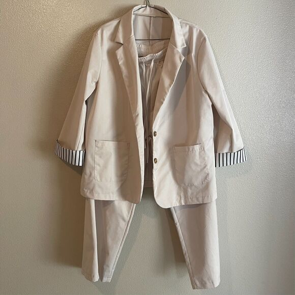 Unbranded Jackets & Blazers - Women's Cream 2-pc Set Oversized Blazer Wide Leg Pants XXL Boss Lady Office Chic